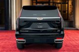 Used 2024 Cadillac Escalade Premium Luxury image 3