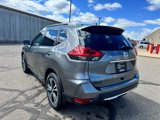 Used 2017 Nissan Rogue SL image 6