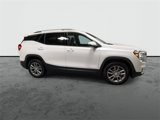 Used 2024 GMC Terrain SLT w/ Infotainment Package II image 2