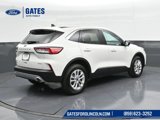 Used 2022 Ford Escape SE image 2