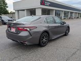 Used 2023 Toyota Camry SE image 4