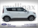 Used 2019 Kia Soul + image 2