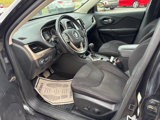 Used 2015 Jeep Cherokee Latitude w/ Comfort/Convenience Group image 5