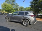 Used 2023 Nissan Rogue S image 2