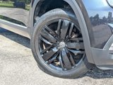 Used 2018 Volkswagen Atlas SEL image 3