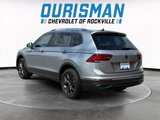 Used 2023 Volkswagen Tiguan SE image 4