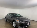 Used 2019 Toyota Camry LE image 4