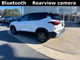 Used 2023 Kia Seltos S image 2