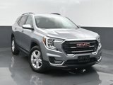 Used 2024 GMC Terrain SLE w/ Driver Convenience Package image 2