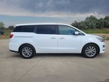 Used 2020 Kia Sedona EX image 2