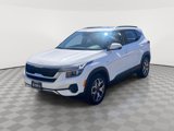 Used 2022 Kia Seltos EX image 3