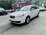 Used 2010 Hyundai Accent GLS image 3