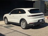 Used 2025 Porsche Cayenne image 3