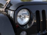Used 2015 Jeep Wrangler Unlimited Sahara w/ Max Tow Package image 6