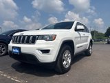 Used 2017 Jeep Grand Cherokee Laredo image 2