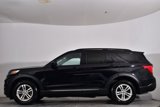 Used 2022 Ford Explorer XLT w/ Equipment Group 202A image 2