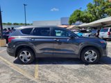 Used 2023 Hyundai Santa Fe SE image 2