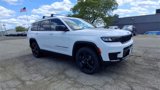 Used 2022 Jeep Grand Cherokee L Laredo image 2