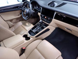 Used 2023 Porsche Macan Turbo image 5