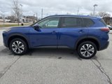 Used 2023 Nissan Rogue SV image 3