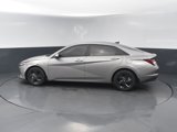 Used 2023 Hyundai Elantra SEL image 3
