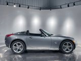 Used 2007 Pontiac Solstice Convertible w/ Premium Package image 4
