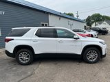 Used 2023 Chevrolet Traverse LT image 3