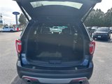 Used 2017 Ford Explorer XLT w/ Equipment Group 202A image 5