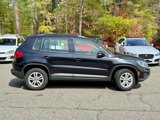 Used 2016 Volkswagen Tiguan S image 4