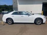 Used 2019 Chrysler 300 Limited image 2