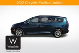 Used 2022 Chrysler Pacifica Limited image 4