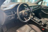 Used 2025 Porsche Macan image 4