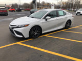 Used 2022 Toyota Camry SE image 4