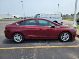 Used 2016 Chevrolet Cruze LT image 2