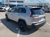 Used 2019 Jeep Cherokee Latitude Plus image 5