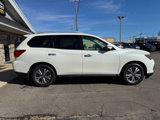 Used 2020 Nissan Pathfinder SL image 3