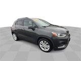Used 2017 Chevrolet Trax Premier image 2