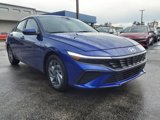 Used 2024 Hyundai Elantra SEL image 2