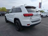 Certified 2021 Jeep Grand Cherokee Laredo image 4