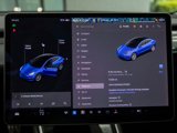 Used 2020 Tesla Model 3 Standard Range Plus image 3