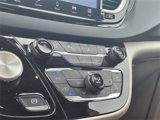 Used 2023 Chrysler Pacifica Touring-L image 5
