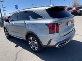 Used 2023 Kia Sorento EX w/ Panoramic Sunroof Package image 3