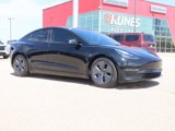 Used 2022 Tesla Model 3 Standard Range image 2