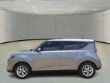 Used 2024 Kia Soul LX w/ LX Technology Package image 2