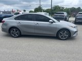 Used 2022 Kia Forte LXS w/ LXS Technology Package image 4