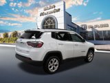 New 2025 Jeep Compass Latitude image 3