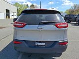 Certified 2017 Jeep Cherokee Latitude w/ True North Edition image 5