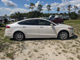 Used 2016 Ford Fusion SE image 3