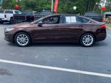 Used 2019 Ford Fusion SE image 4