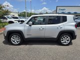 Used 2018 Jeep Renegade Latitude image 3